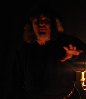 Chnutz erz&aul;hlt eine Gruselgeschichte